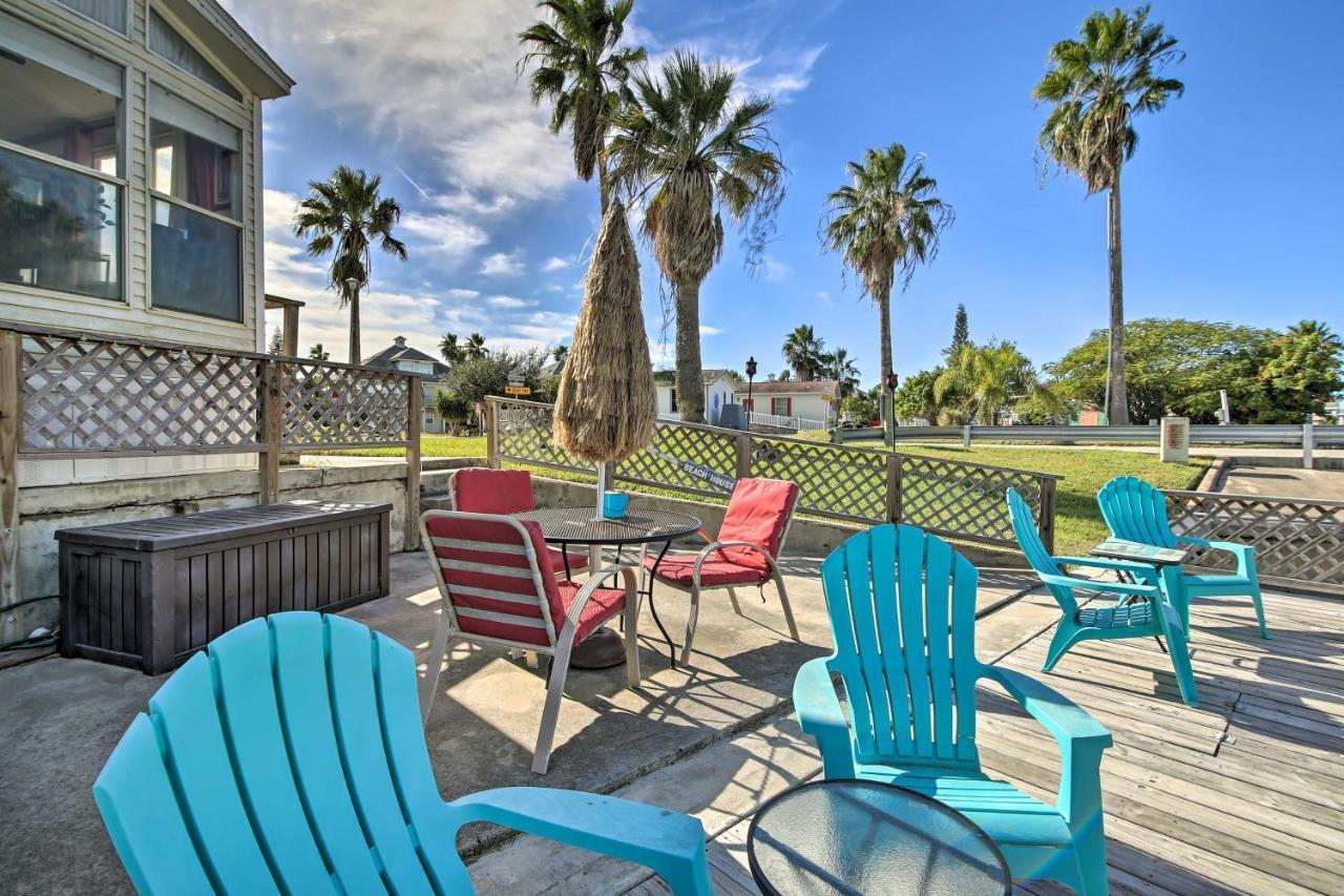 Cozy Waterfront Port Isabel Cottage With Deck! エクステリア 写真