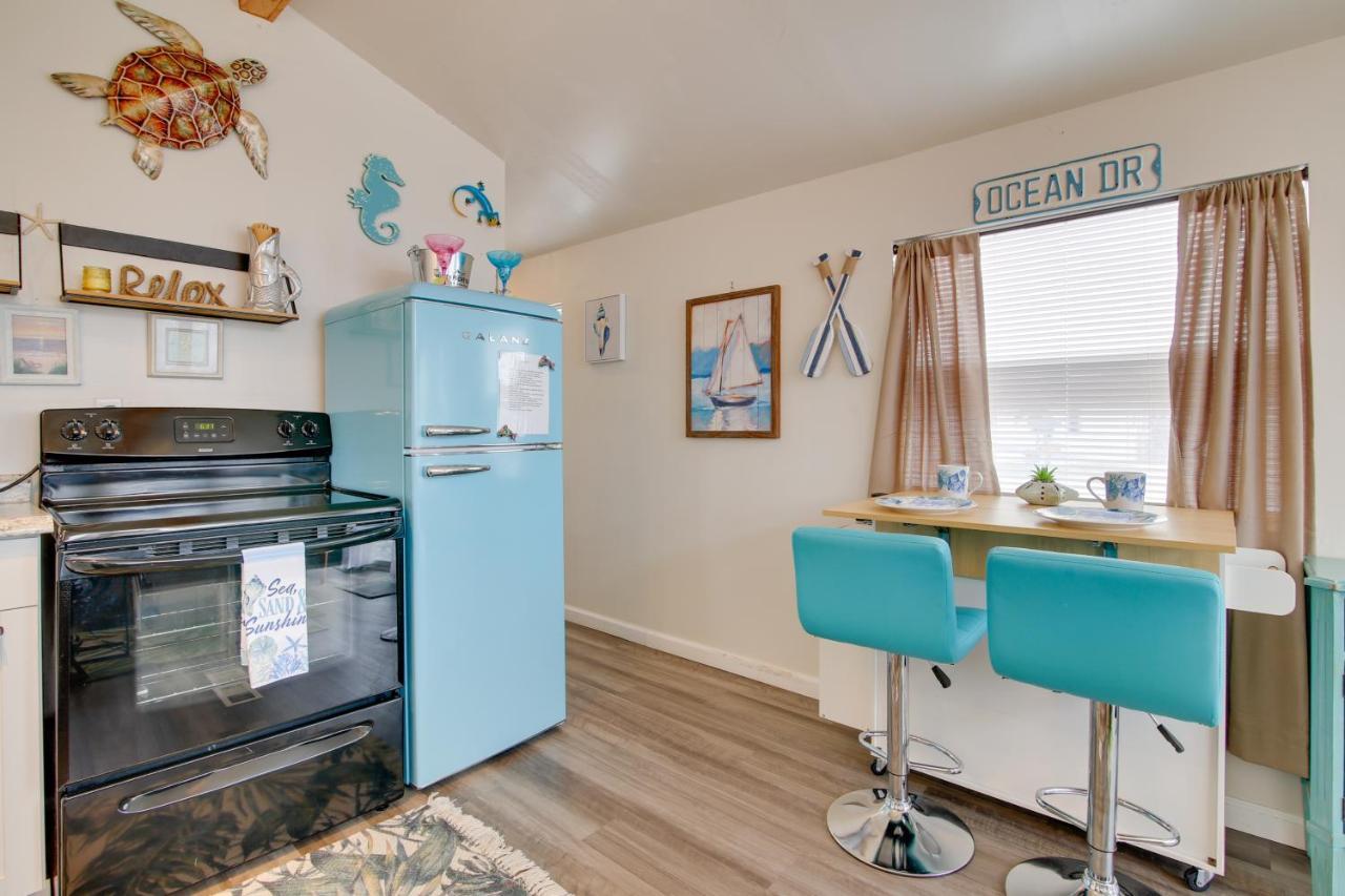 Cozy Waterfront Port Isabel Cottage With Deck! エクステリア 写真